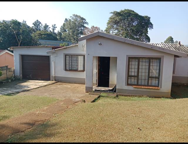 3 BEDROOM FREEHOLD FOR SALE IN NORTHDALE